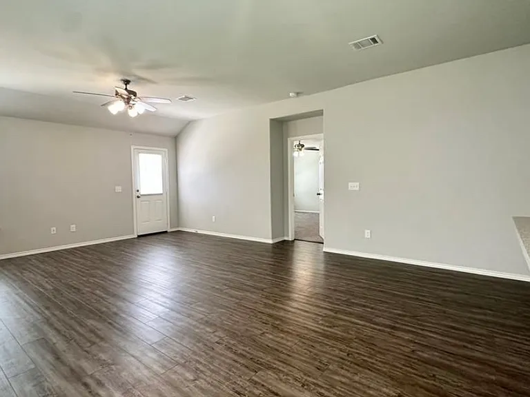4310 Whisky River Dr — Photo 12