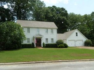 2142 Hickory Hills Rd, Florence, AL 35630