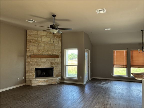 4th image of 416 County Road 133