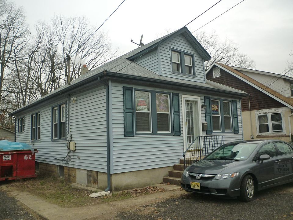 front view of home.
