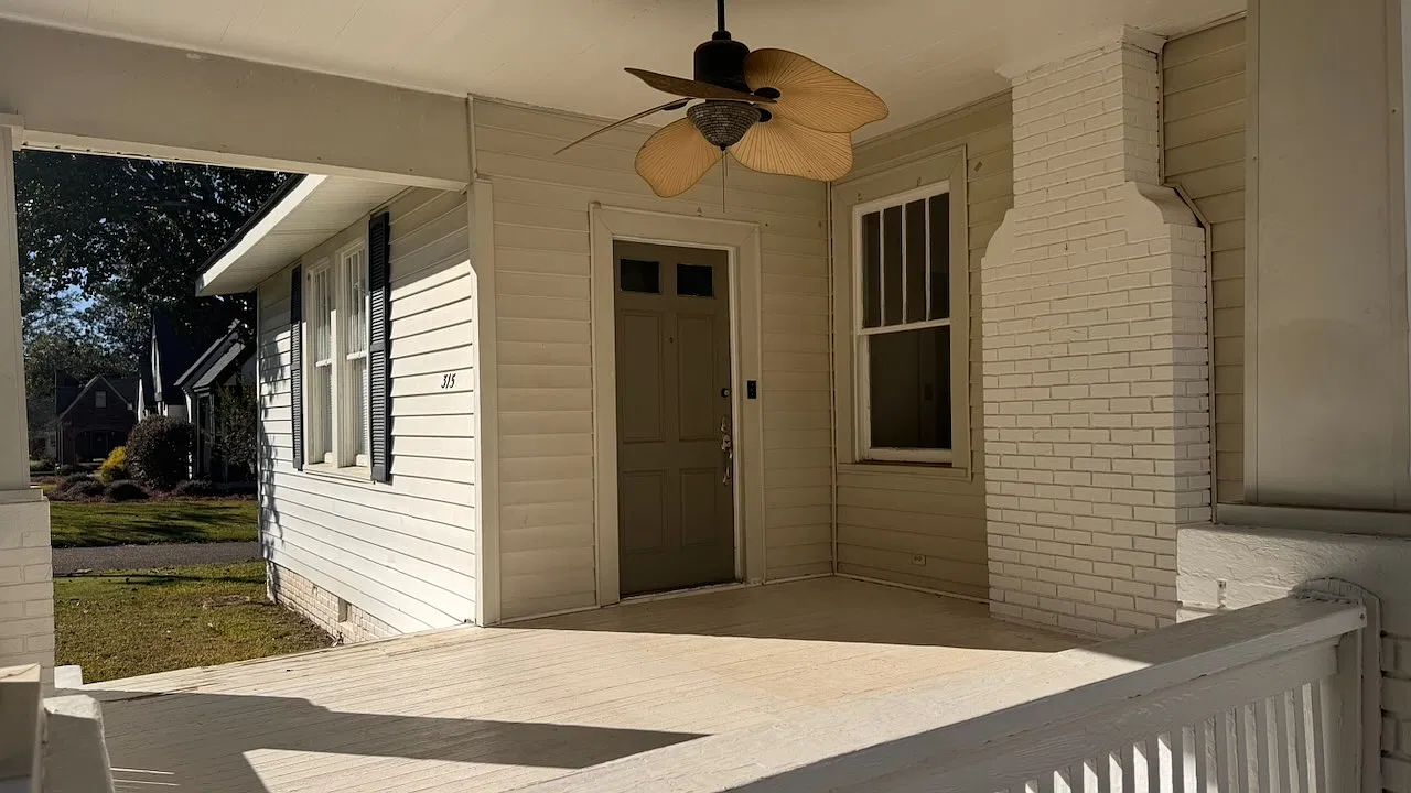 315 West Orange Street - Main — Photo 2