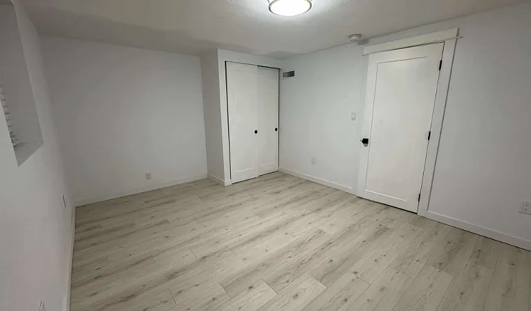 604 Camas Ave NE — Photo 16