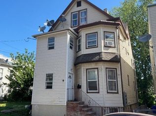 9 Courtland St, Paterson City, NJ 07503