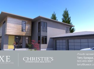 1952 Highlands Loop, Lake Oswego, OR 97034