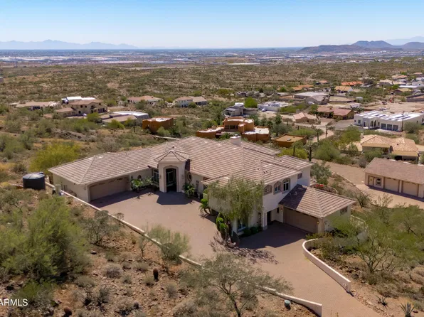 619 E BRILES Road, Phoenix, AZ 85085
