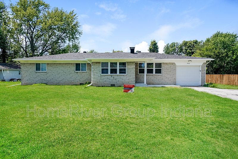 1st image of 7816 Forest Park Dr
