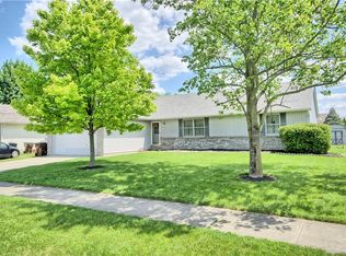 576 Beachler Dr, Carlisle, OH 45005