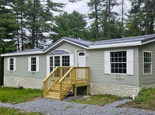 814 Market St, Karthaus, PA 16845