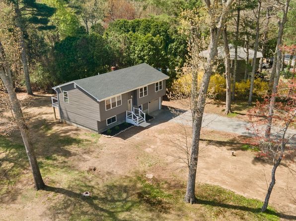 132 Bailey Pond Rd, Voluntown, CT 06384