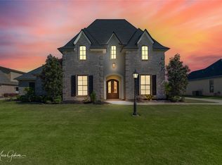 426 Oakwood Trace Ct, Shreveport, LA 71106