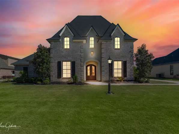 426 Oakwood Trace Ct, Shreveport, LA 71106