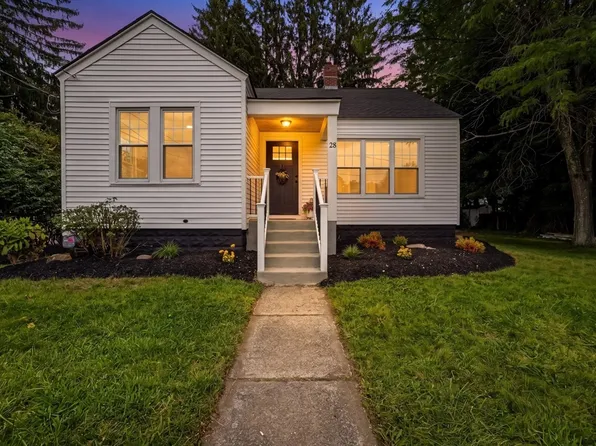 28 Southold Rd, Worcester, MA 01607