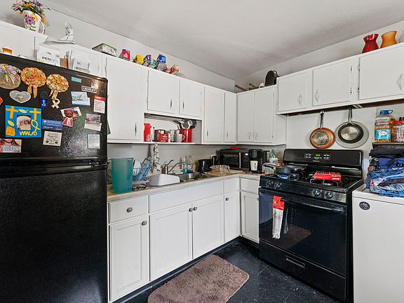 5th image of 1857 E 39th St #1