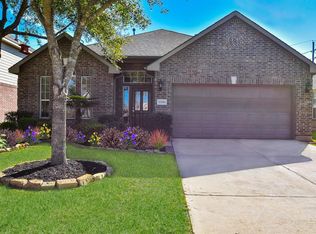 17818 Misty Pond Ct, Cypress, TX 77429