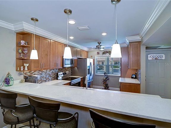 4th image of 19029 Us Highway 19 N APT 35B