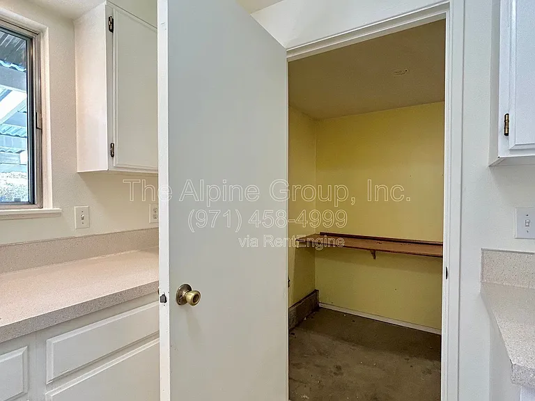 5595 SW Menlo Dr — Photo 43