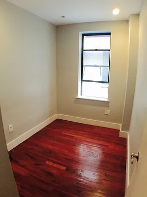 Rented by Bohemia Realty Group | media 47