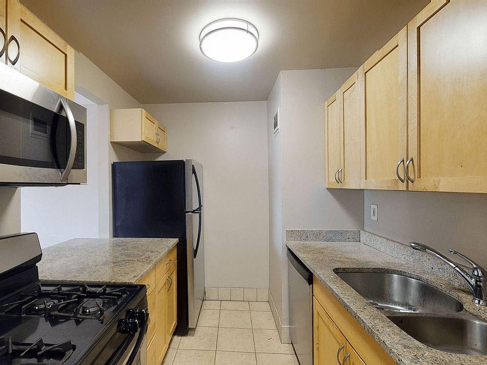 1st image of 40 Harrison St #406A