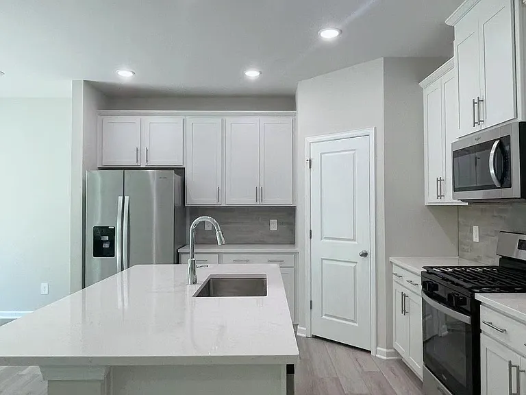 2118 Cherry Creek Rd — Photo 29