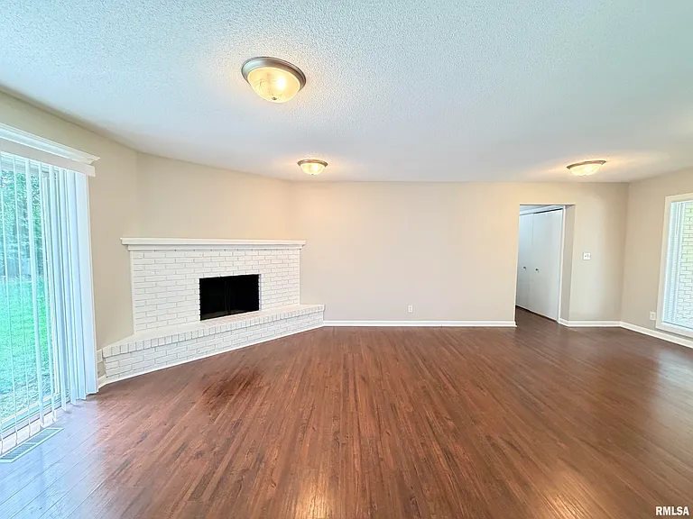 122 W Morningside Dr — Photo 21