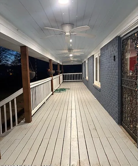 4096 Desoto Rd — Photo 2