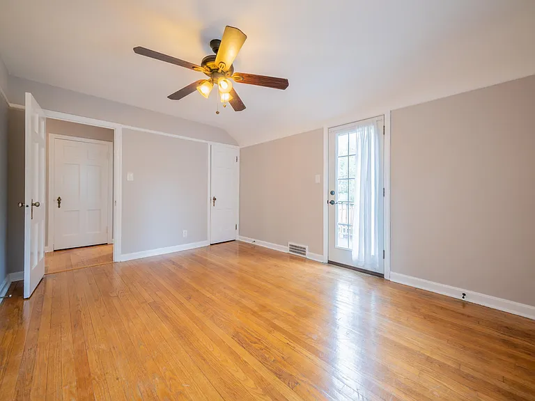 1200 Brentwood Rd — Photo 25