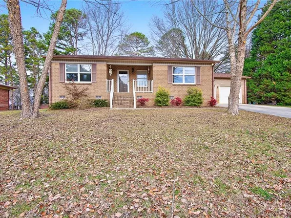 412 Crestwood Ln, Spencer, NC 28159