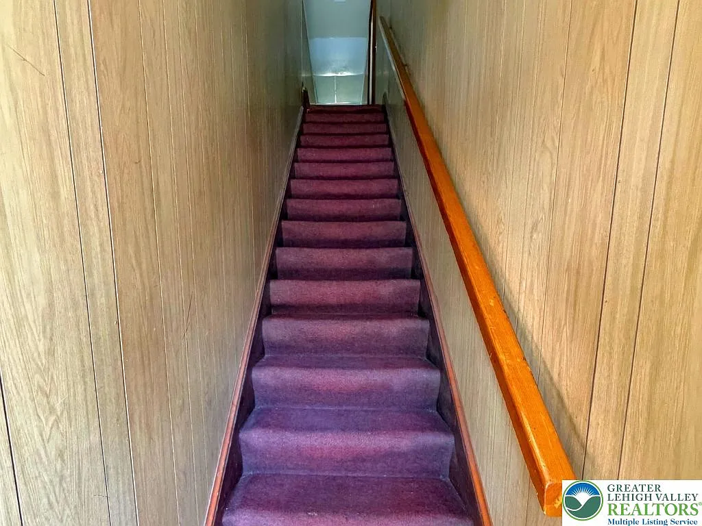 Studio, 290 sqft, $1,100 — Photo 2