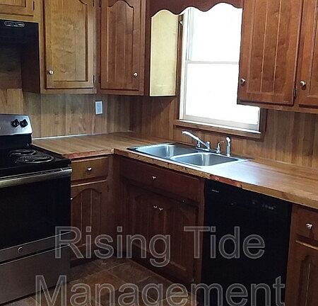 5th image of 825 Sherwood Forest Dr