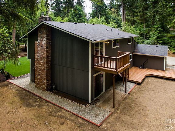 5th image of 5514 185th Avenue Ct E