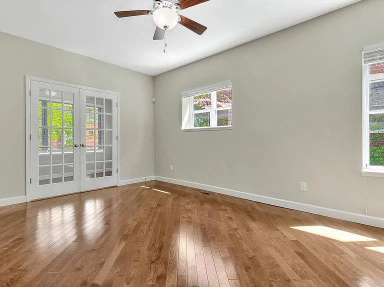 3908 McDonald Ave #1F — Photo 17