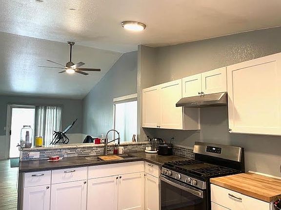 5th image of 507 Lady Slipper Ln