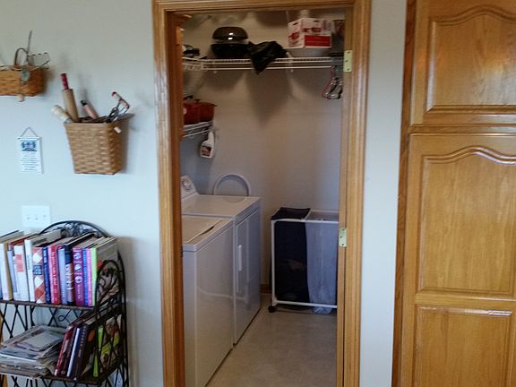 5th image of 8209 S 104th St