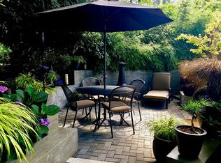 15206 Maplewild Ave SW, Seattle, WA 98166