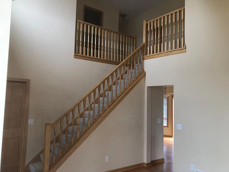 18037 Monroe Cir NW — Photo 3