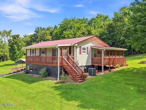 4th image of 122 Goan Dr