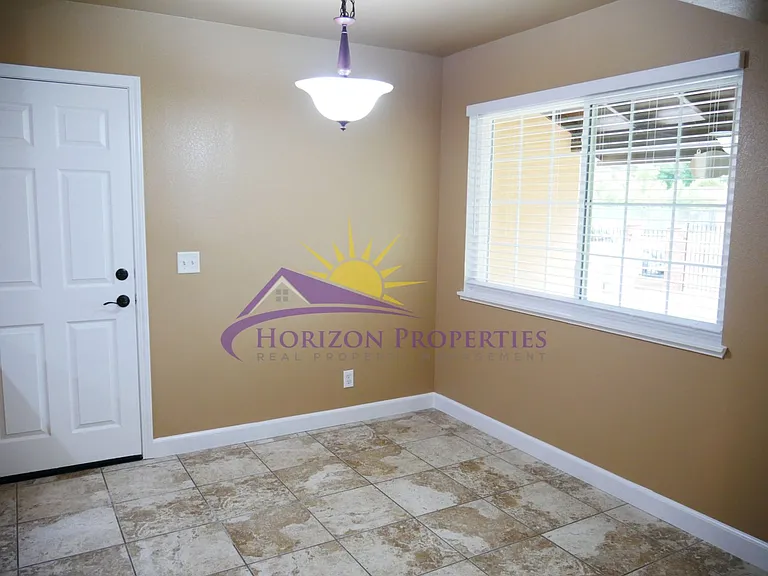 1405 Lisbon Ave — Photo 6