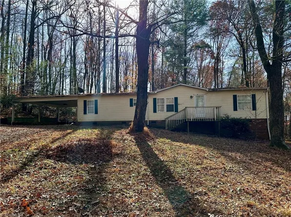 10158 Traphill Rd, Traphill, NC 28685