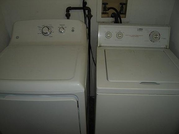 5th image of 1928 South St APT 1