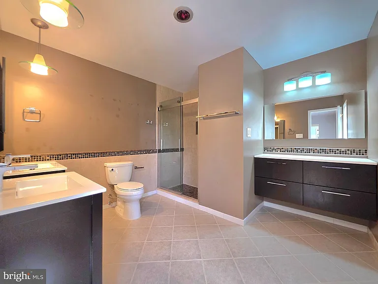 2215 Collingwood Rd — Photo 21