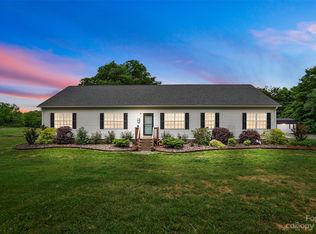 2752 Long Run Farm Rd, Mount Pleasant, NC 28124