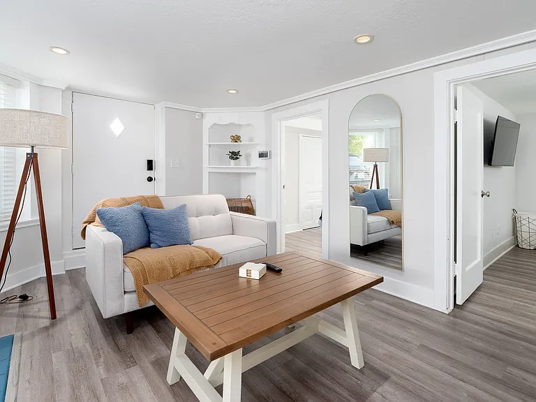 3257 Prentiss St #2 — Photo 8