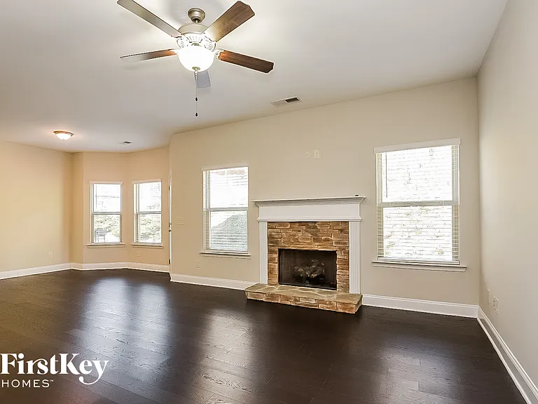 114 Bethany Manor Dr — Photo 3