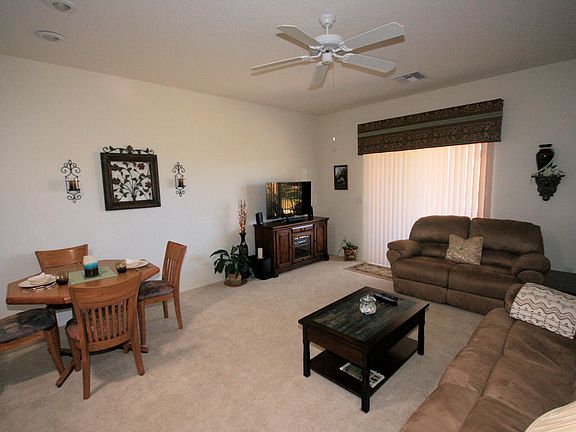 4th image of 2101 S Yellow Wood Unit 30