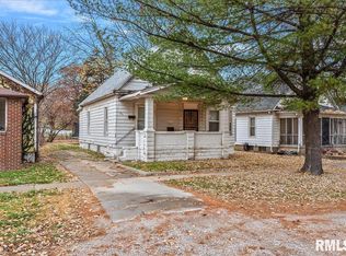 1011 N 14th St, Springfield, IL 62702