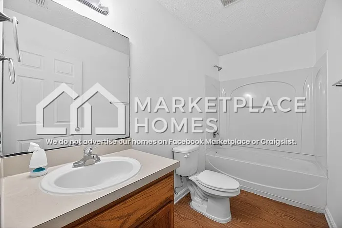 2167 Thomas Ct — Photo 18
