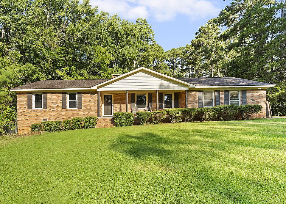 1st image of 612 Cobb Rd