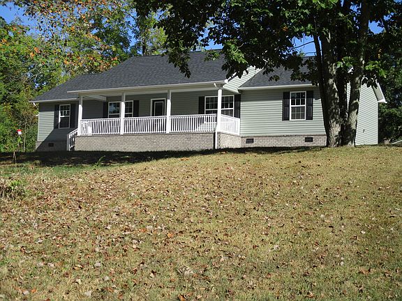 3rd image of 872 Waterview Dr