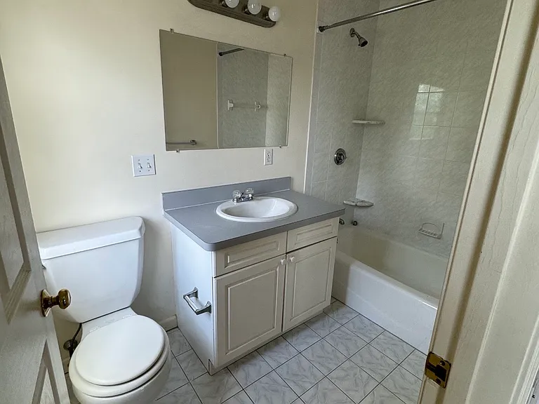 157 Summer St #1 — Photo 9