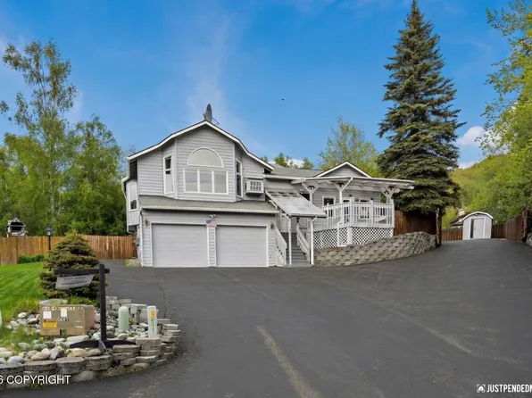 10931 Adanak Cir, Eagle River, AK 99577